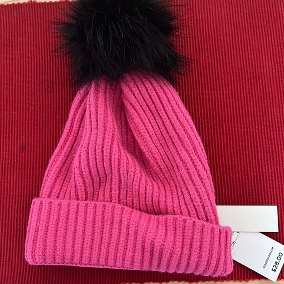 New Pink BCBgeneration hat - Picture 3 of 5